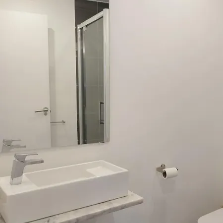 普罗呀阿尔法玛旅馆 *